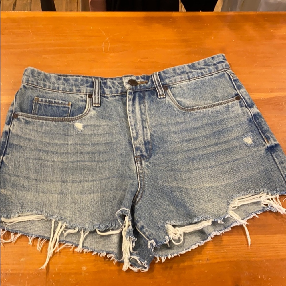 NWOT BLANK NYC denim cutoffs size 29